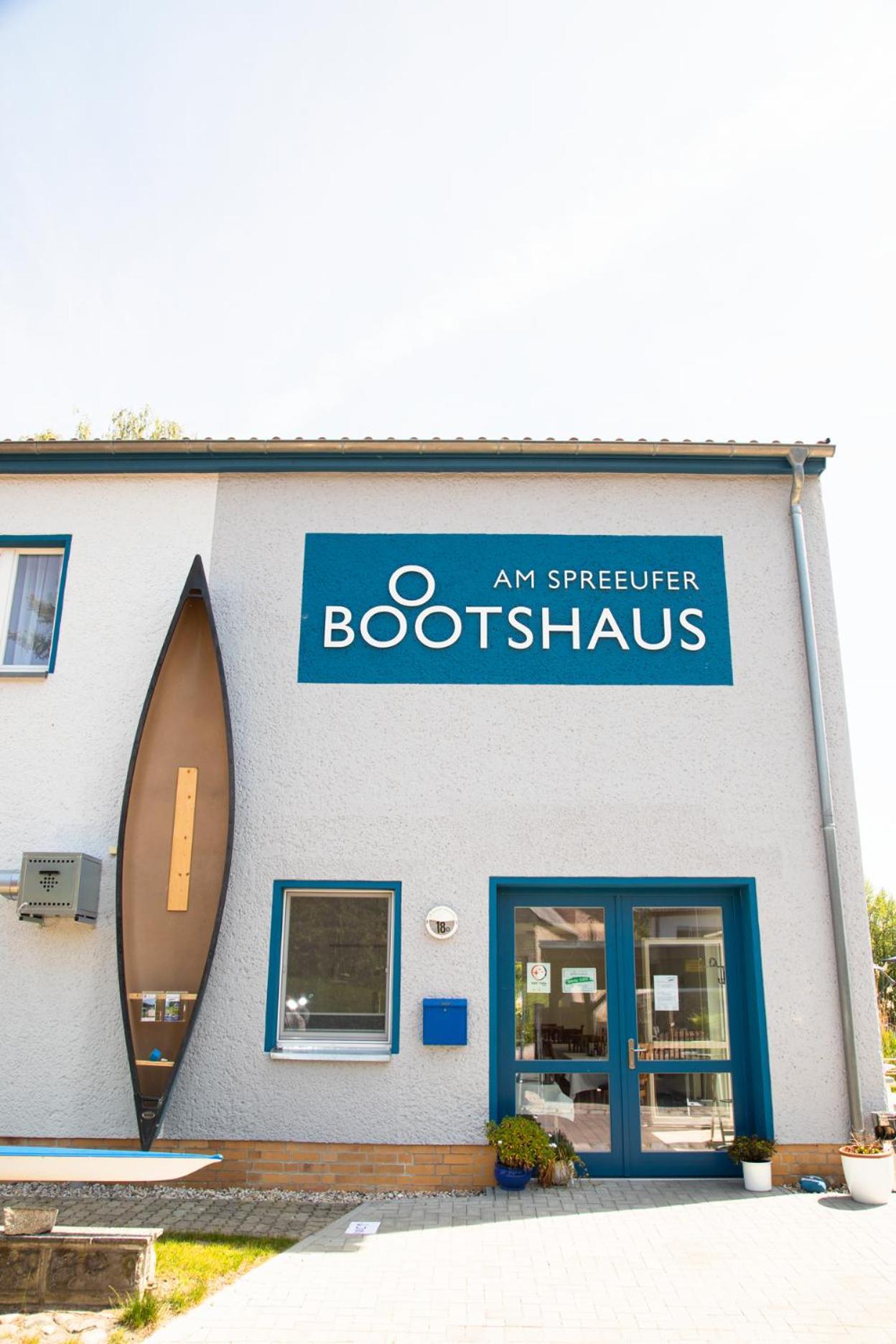 Hotel Boootshaus - Am Spreeufer Beeskow Exterior foto